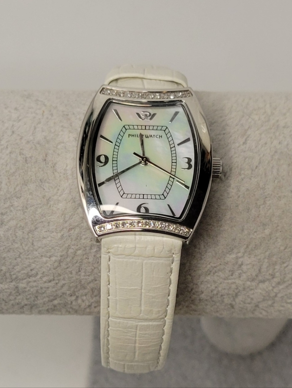 ▪︎New! Philip Watch Women's Watch